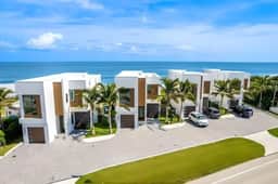 NEW Luxury Modern Beachfront Villa w/ Heated Pool - Image 3